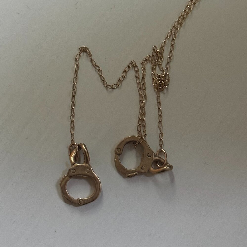 Gold Tone Handcuff Lasso Necklace